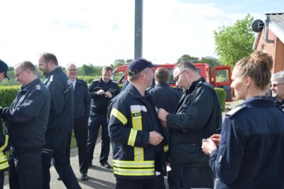 Foto des Albums: Kreisfeuerwehrmarsch in Borgwedel (12.05.2024)