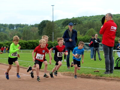 NLV OHA KM Einzel 2024 800m 01  (Bild vergr&ouml;&szlig;ern)
