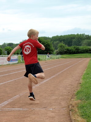 NLV OHA KM Einzel 2024 800m 03  (Bild vergr&ouml;&szlig;ern)