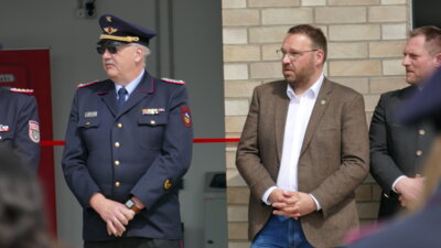 Foto des Albums: Einweihung Feuerwehrhaus Mariental