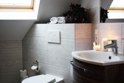 bw badezimmer 2  (Bild vergr&ouml;&szlig;ern)