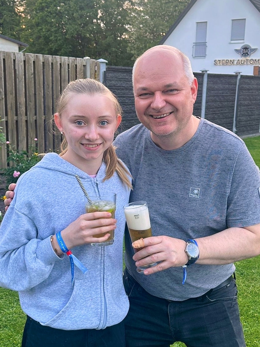 Bild: ...and Friends.