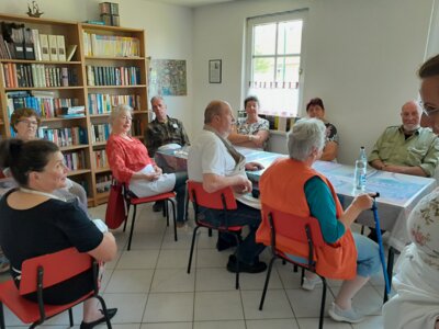 Foto des Albums: Altersgerechtes, gemeinschaftliches Kochen nach Saisonalkalender in Halenbeck (23. 05. 2024)