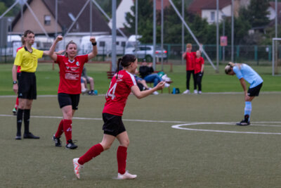 Foto des Albums: Ladies vs Ladeburg EW