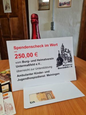 Fotoalbum Spendenübergabe an ambulanten Kinder- und Jugendhospizdienst Meiningen