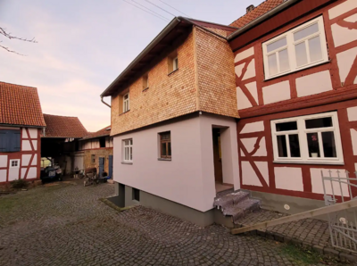 Thum'scher Hof - Au&szlig;enansicht  (Bild vergr&ouml;&szlig;ern)