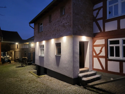 Thum'scher Hof - Au&szlig;enansicht  (Bild vergr&ouml;&szlig;ern)