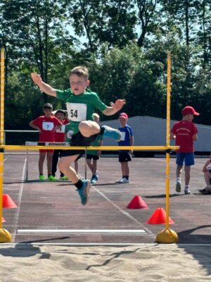 Fotoalbum Kinderleichtathletik in Plattling 12.05.24