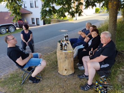 Foto des Albums: Sitzgruppe Unter der Linde