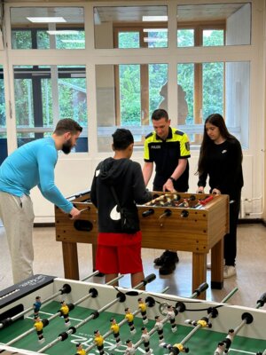 Foto des Albums: Ein Unwetter in Neukölln verhagelte uns das Fußballspiel im Freien (30. 05. 2024)