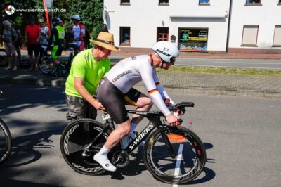 0032-4  (Bild vergr&ouml;&szlig;ern)