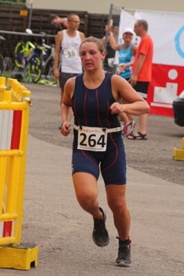 1422  (Bild vergr&ouml;&szlig;ern)