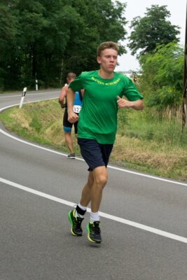 0330  (Bild vergr&ouml;&szlig;ern)