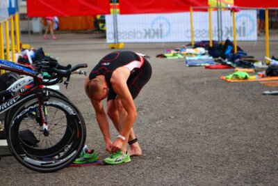 0570  (Bild vergr&ouml;&szlig;ern)