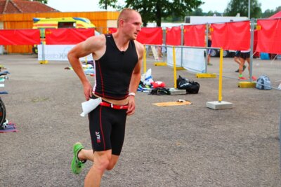 0571  (Bild vergr&ouml;&szlig;ern)