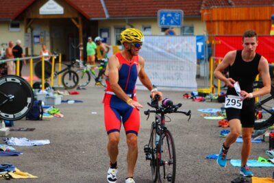 0584  (Bild vergr&ouml;&szlig;ern)