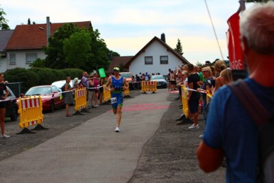 0693  (Bild vergr&ouml;&szlig;ern)