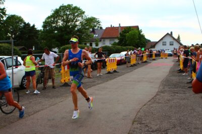 0698  (Bild vergr&ouml;&szlig;ern)