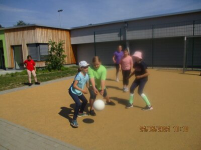 Foto des Albums: Sportfest Früher/ Heute (04. 06. 2024)