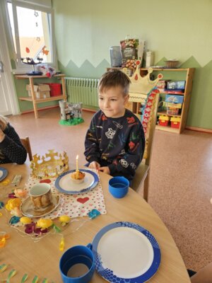 Foto des Albums: März-Mai Kindergarten 2024 (04. 06. 2024)