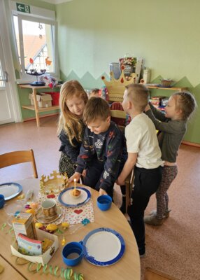 Foto des Albums: März-Mai Kindergarten 2024 (04. 06. 2024)