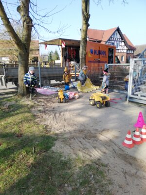 Foto des Albums: März-Mai Kindergarten 2024 (04. 06. 2024)