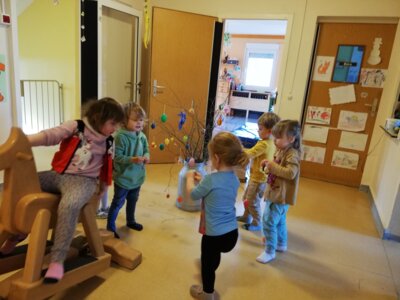 Foto des Albums: März-Mai Kindergarten 2024 (04. 06. 2024)