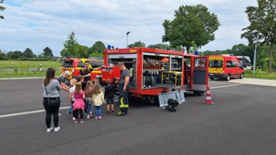 Foto des Albums: Besuch KiTa Karken Juni 2024