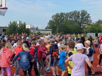 Tanz  (Bild vergr&ouml;&szlig;ern)