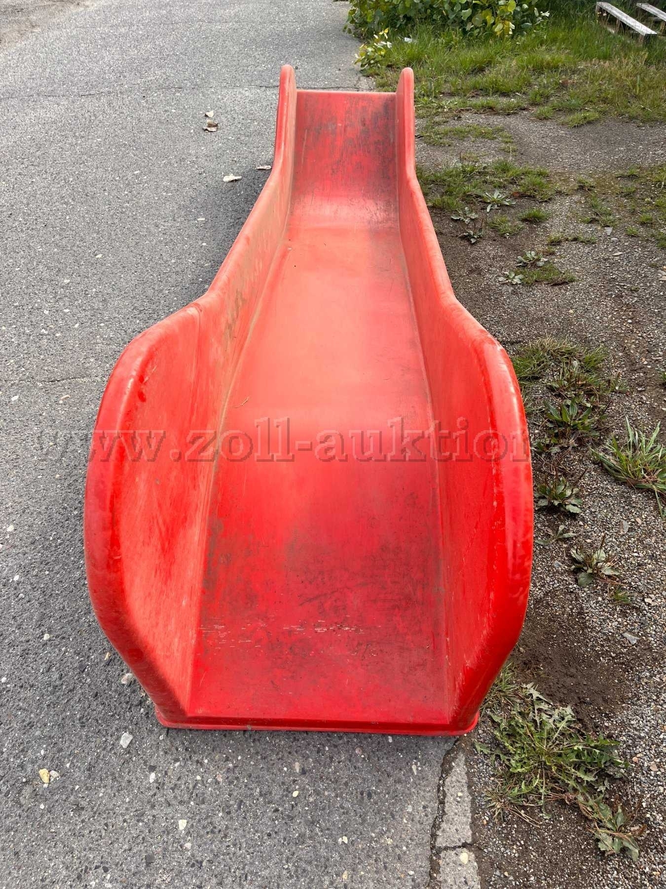 Bild: Rutsche rot