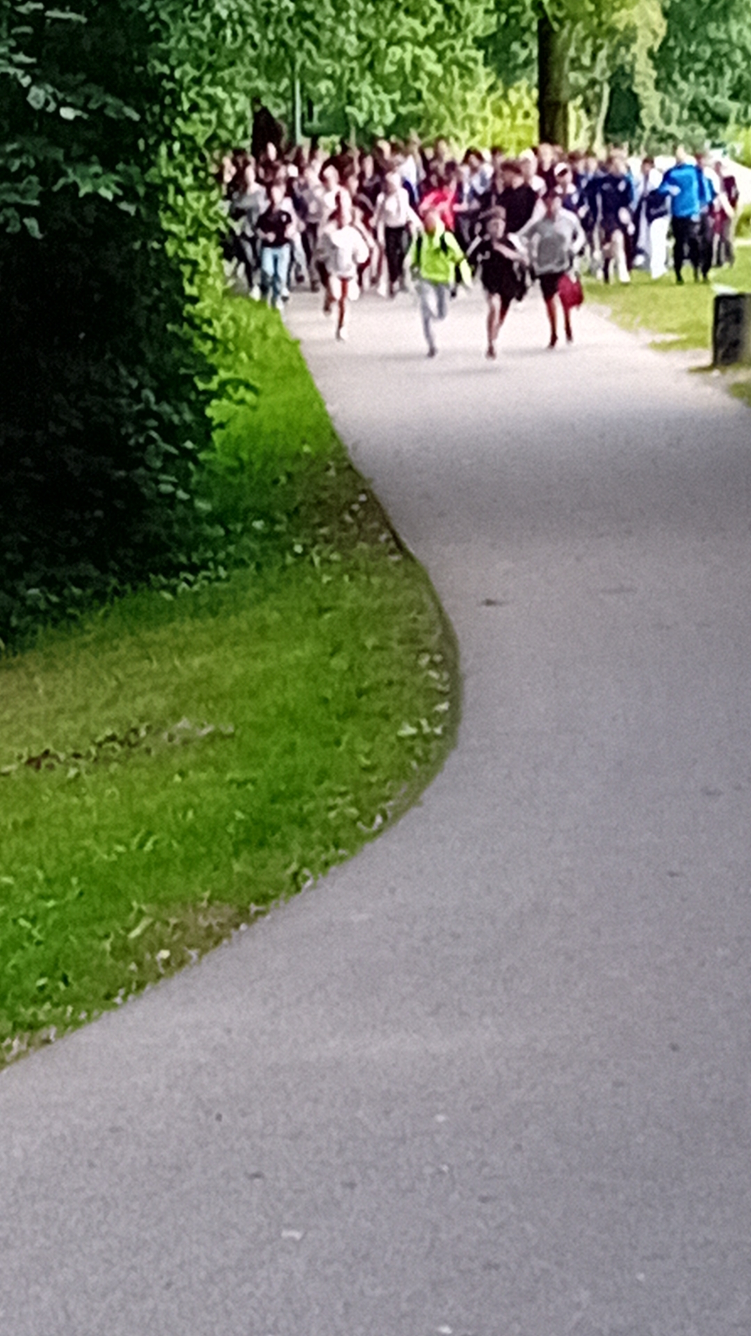 Bild: Motiviert geht es los