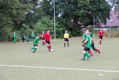 Foto des Albums: Ü40 vs Krewelin