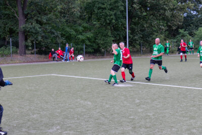 Foto des Albums: Ü40 vs Krewelin