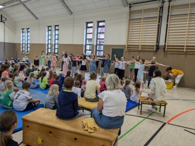 Programm Kl. 4a und 4b 
