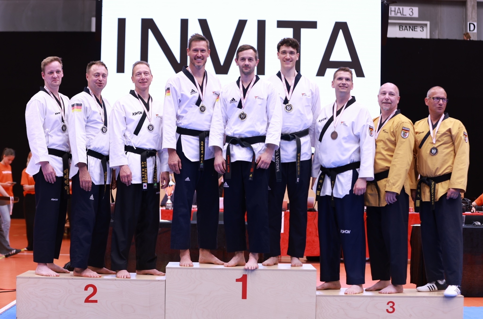 Bild: 14 TEAM O31 MALE GOLD