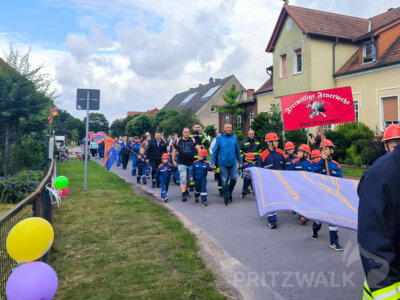 Foto des Albums: Beim Stadtjugendfeuerwehrtag traten rund 100 junge Brandschützer an