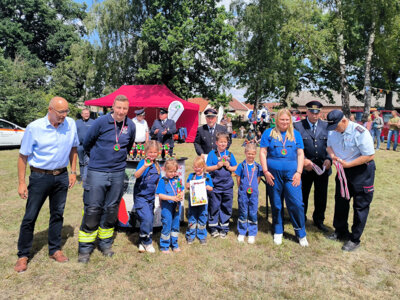 Foto des Albums: Beim Stadtjugendfeuerwehrtag traten rund 100 junge Brandschützer an
