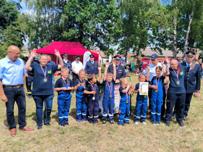 Foto des Albums: Beim Stadtjugendfeuerwehrtag traten rund 100 junge Brandschützer an