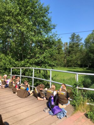 3 Picknick auf der Bruecke 