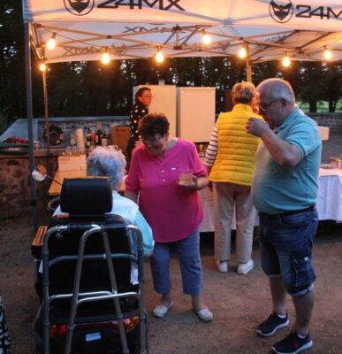 Fotoalbum Schlager, Pop und Comedy im Burghof