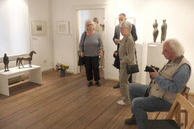 Foto des Albums: »Kurt Zobel - Bildhauer« - Werkschau aus dem Sammlungsbestand des Museums - Bilder von der Ausstellungseröffnung am 21. Juni