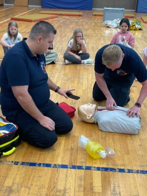 Foto des Albums: Crashkurs Erste Hilfe Regenbogenschule Karken
