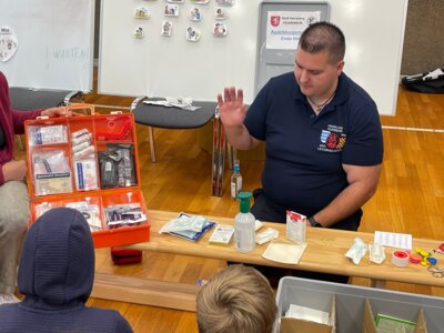 Foto des Albums: Crashkurs Erste Hilfe Regenbogenschule Karken