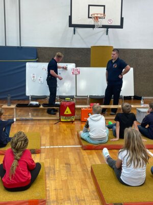 Foto des Albums: Crashkurs Erste Hilfe Regenbogenschule Karken