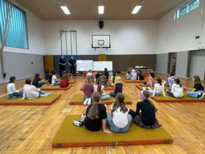 Foto des Albums: Crashkurs Erste Hilfe Regenbogenschule Karken
