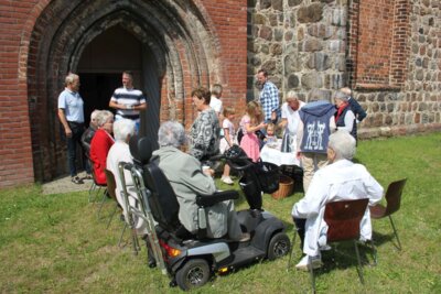 Foto des Albums: Bibeln für die Kirche (07.07.2024)