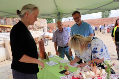 Foto des Albums: Grundsteinlegung Neubau im Kultur|Kloster|Kyritz (10.07.2024)