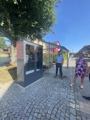 B&uuml;cherschrank Marktleugast  (Bild vergr&ouml;&szlig;ern)