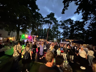 Fotoalbum Sommerfest im Rathausgarten 2024 (Galerie II)