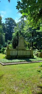 Foto des Albums: Friedhof